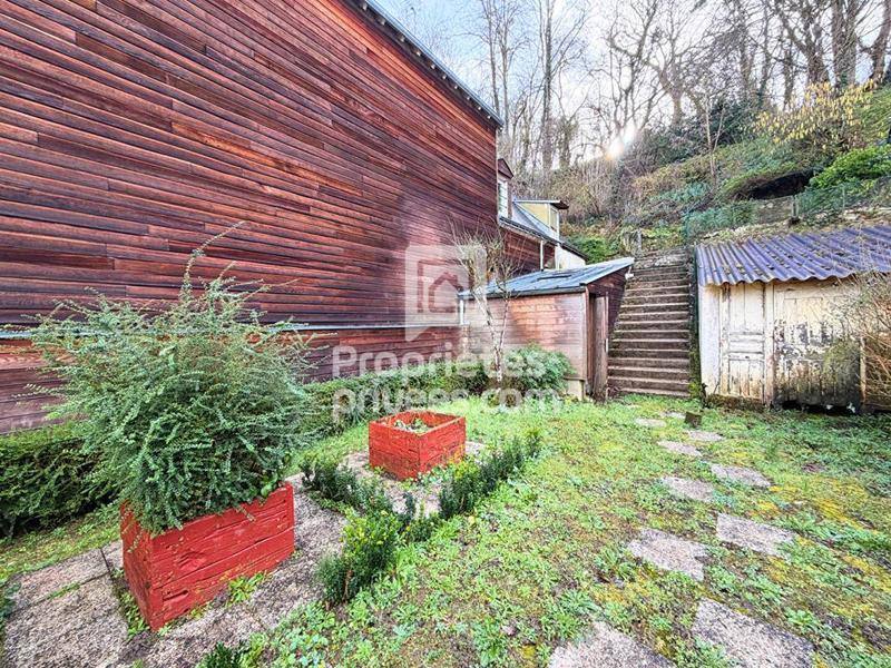 Maison - 262 m² - 11 pièces