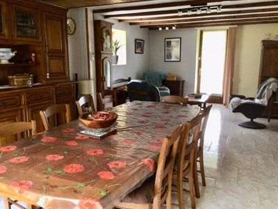 Maison - 169 m² - 8 pièces