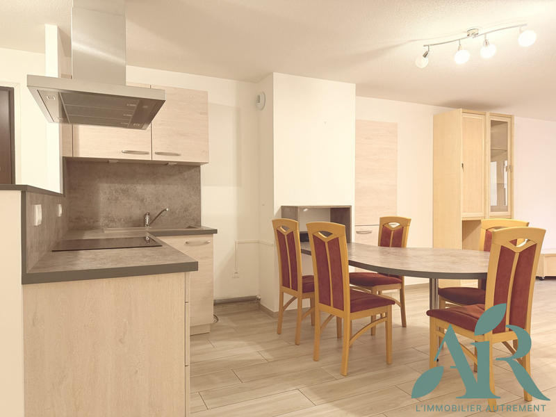 Appartement - 70 m² - 2 pièces