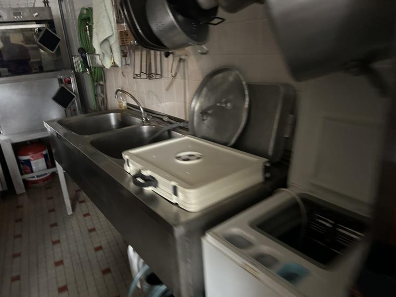 Fonds de commerce - 200 m²