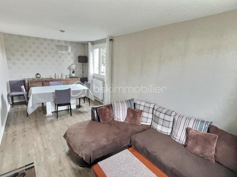 Maison - 84 m² - 5 pièces