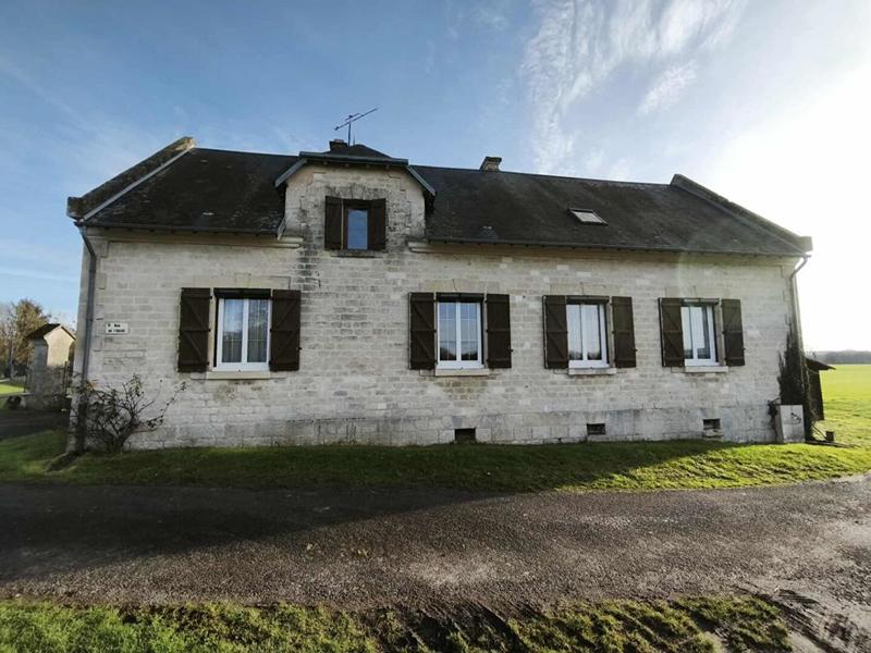 Maison - 140 m² - 6 pièces