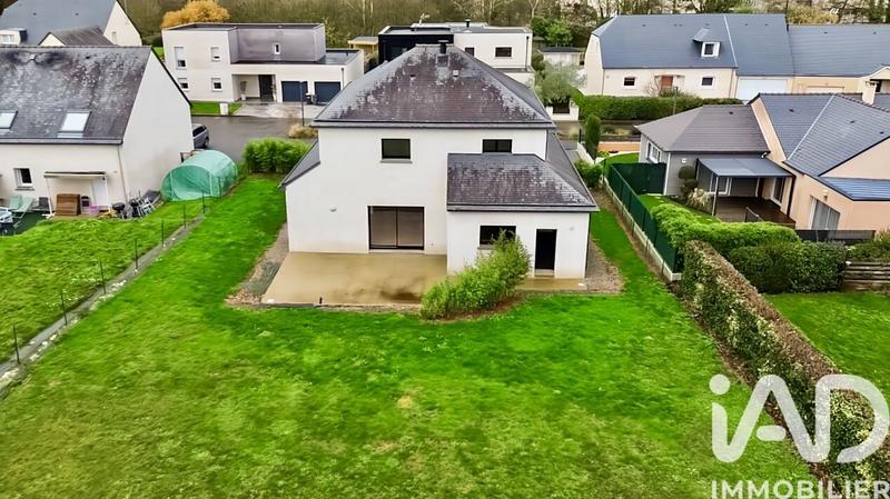 Maison - 130 m² - 8 pièces