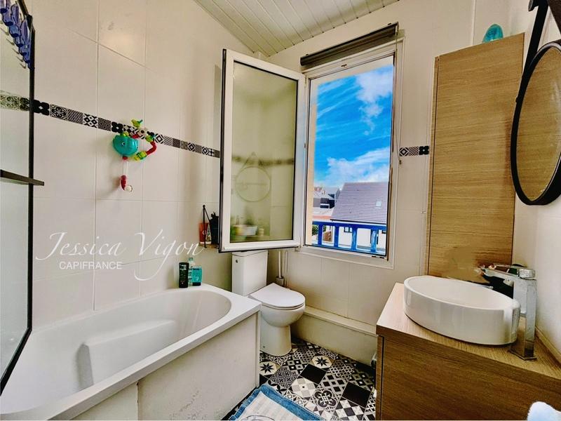 Maison - 115 m² - 6 pièces