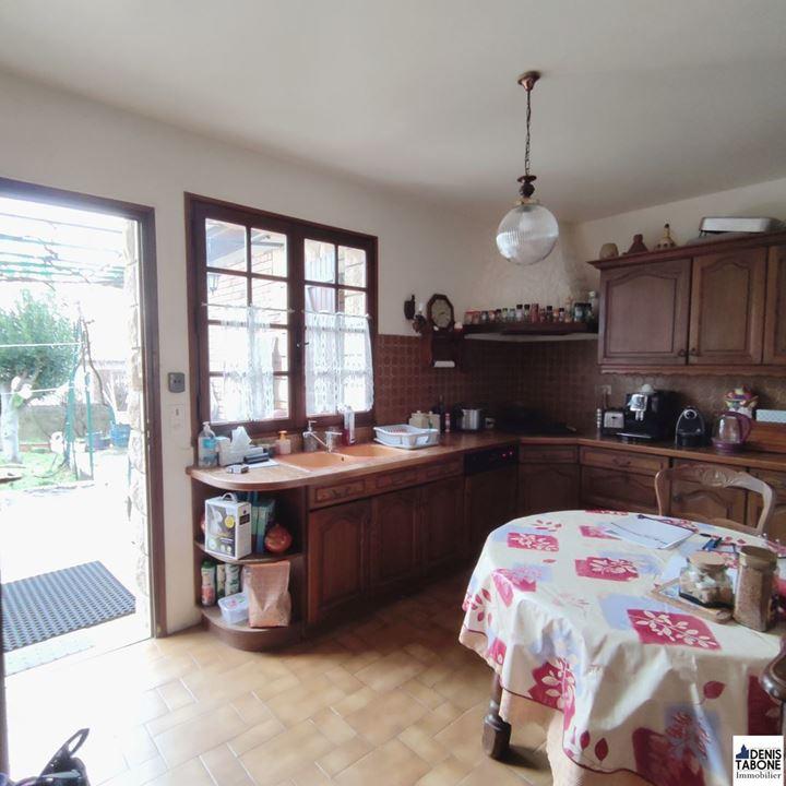 Maison traditionnelle - 122 m² - 6 pièces