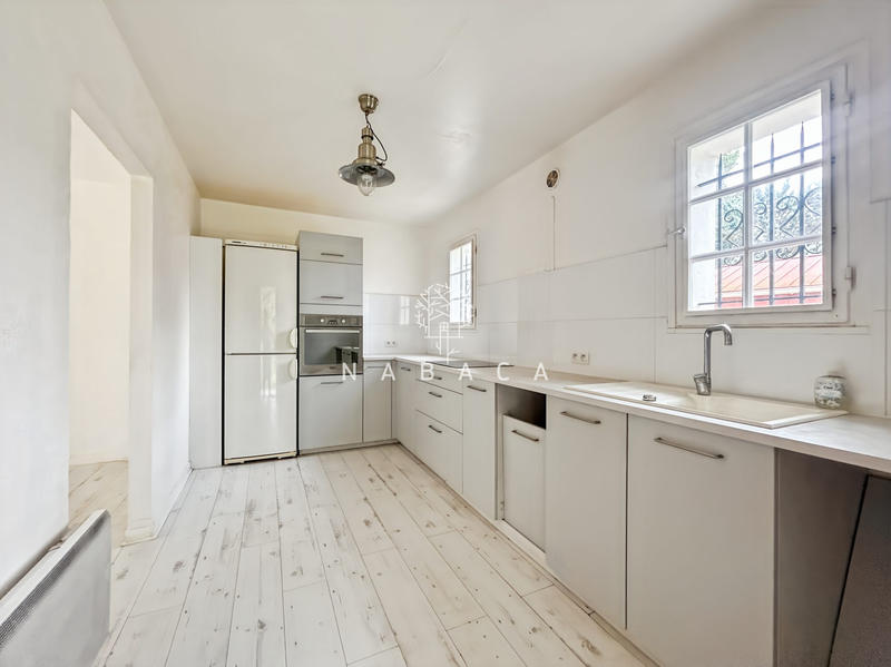 Maison - 168 m² - 6 pièces