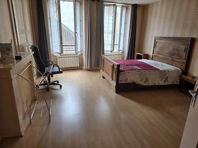 Maison - 131 m² - 4 pièces