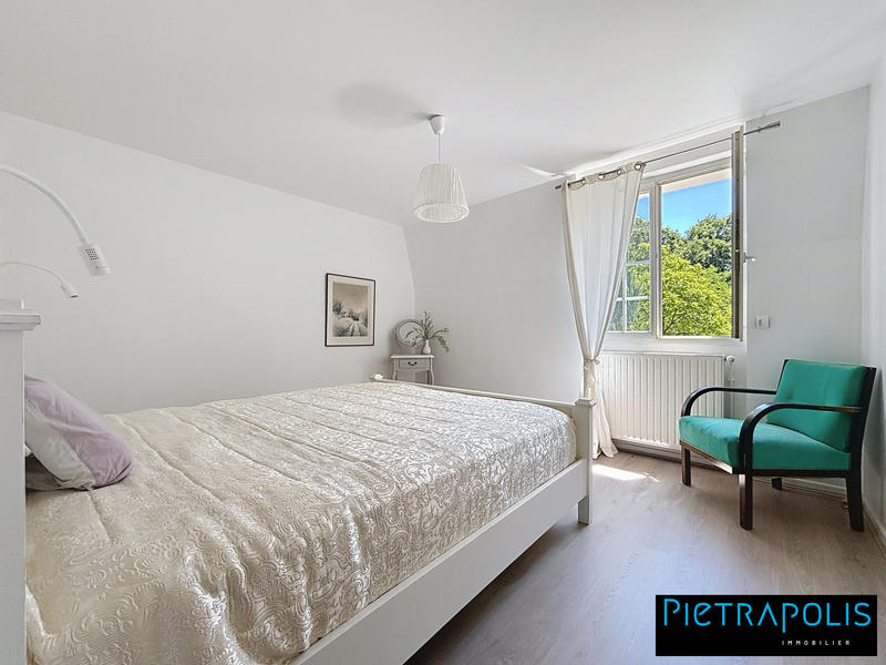 Villa - 244 m² - 7 pièces