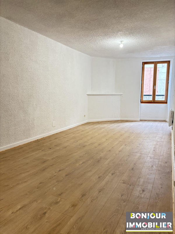 Appartement - 95 m² - 4 pièces