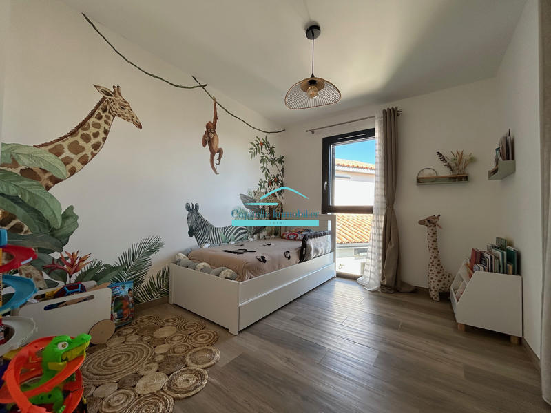 Maison - 102 m² - 4 pièces