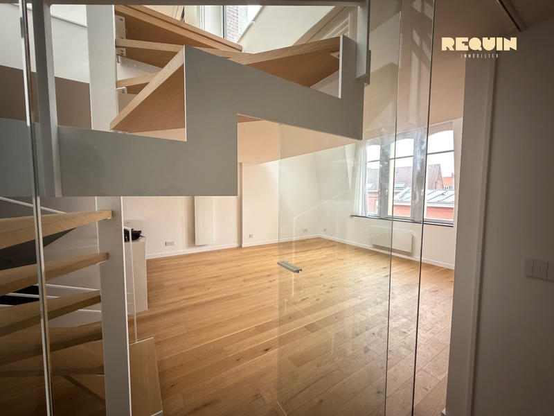 Appartement - 94 m² - 5 pièces