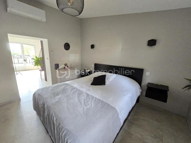 Propriété - 140 m² - 5 pièces