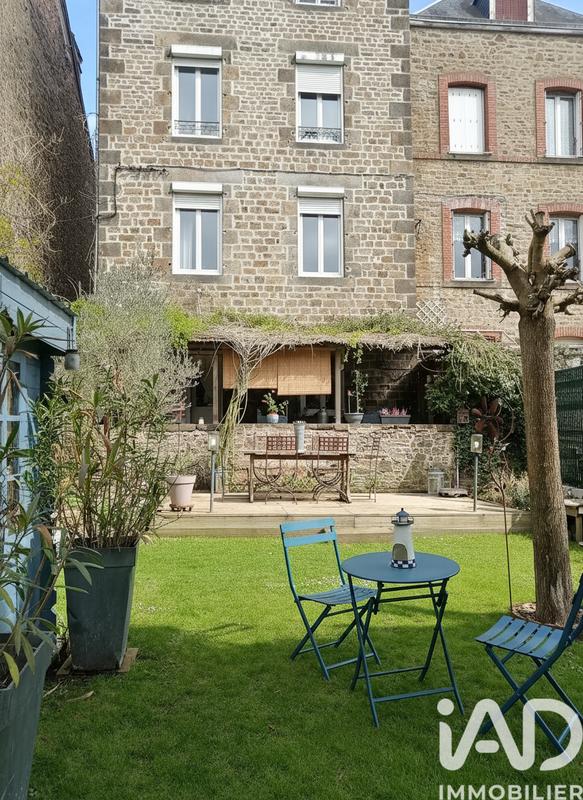 Maison de ville - 170 m² - 8 pièces