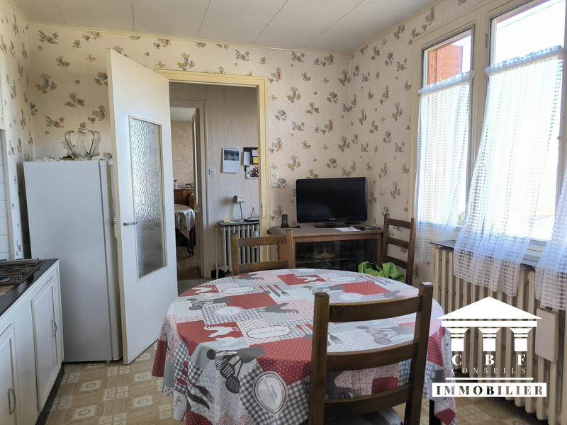 Maison - 95 m² - 5 pièces