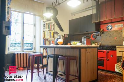 Maison - 320 m² - 10 pièces