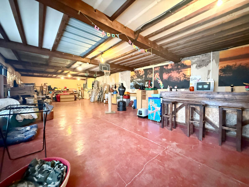 Maison - 276 m² - 8 pièces