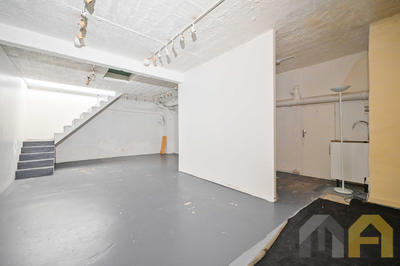 Local commercial - 93 m²