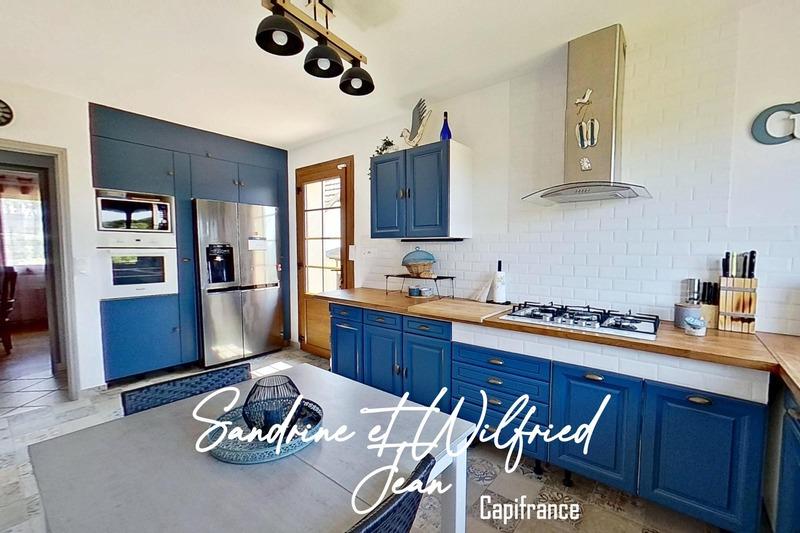 Maison - 170 m² - 6 pièces