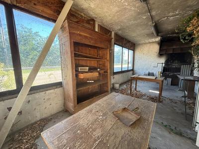 Local commercial - 163 m² - 8 pièces