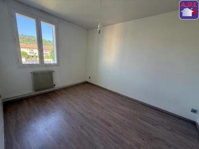 Maison - 86 m² - 5 pièces