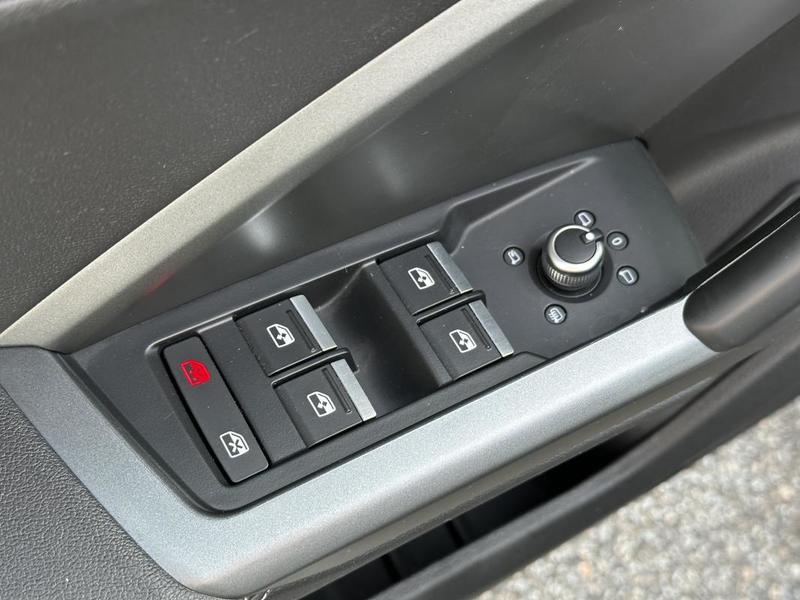 Audi Q3 35 Tdi 150 ch s tronic 7 s line