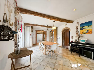 Maison ancienne - 195 m² - 5 pièces