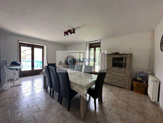 Maison de village - 182 m² - 9 pièces