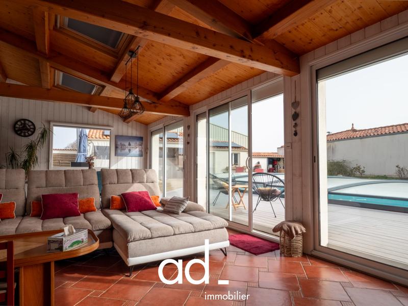 Maison - 178 m² - 6 pièces