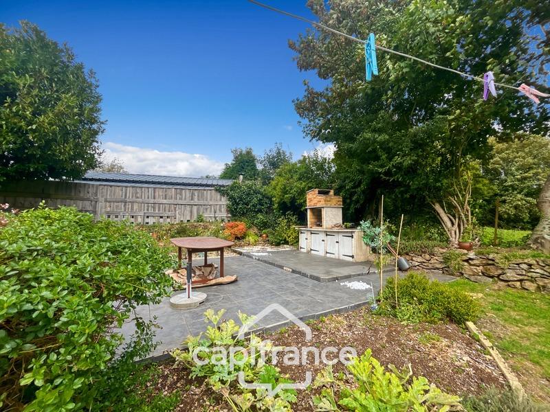 Maison - 166 m² - 7 pièces