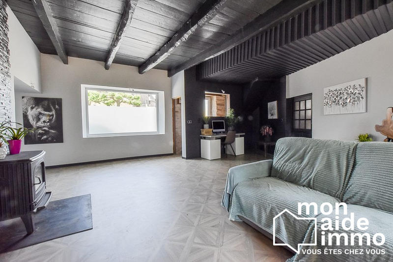 Maison ancienne - 242 m² - 8 pièces