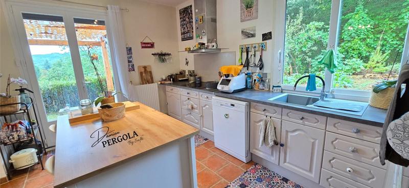 Maison - 150 m² - 7 pièces