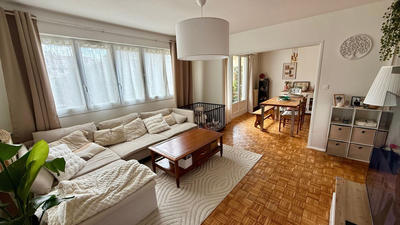 Appartement - 79 m² - 4 pièces