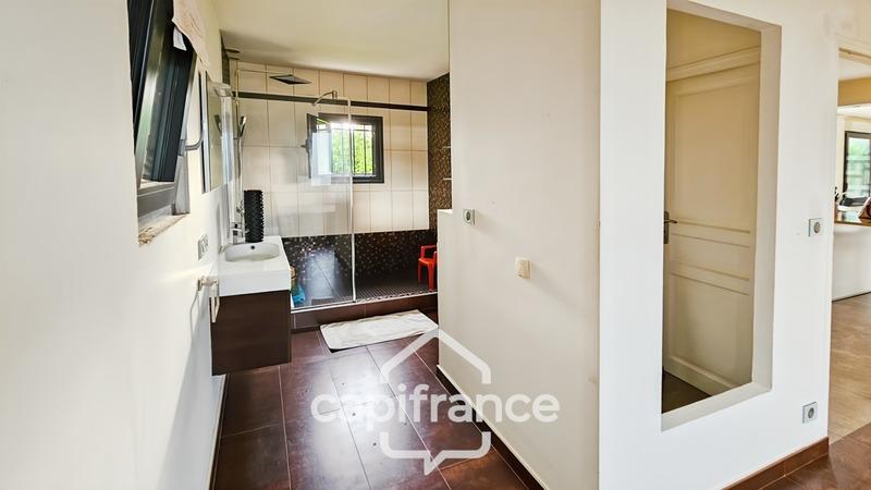 Maison - 120 m² - 6 pièces