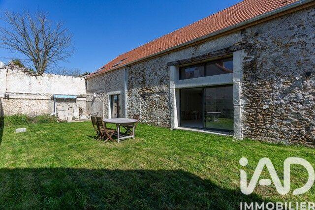 Maison - 200 m² - 6 pièces