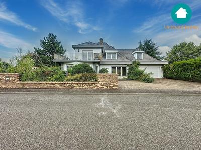 Villa - 280 m² - 7 pièces