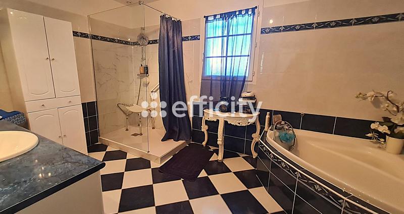 Maison - 124 m² - 4 pièces