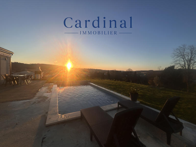 Maison - 95 m² - 4 pièces