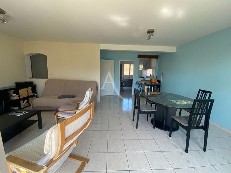 Appartement - 65 m² - 2 pièces