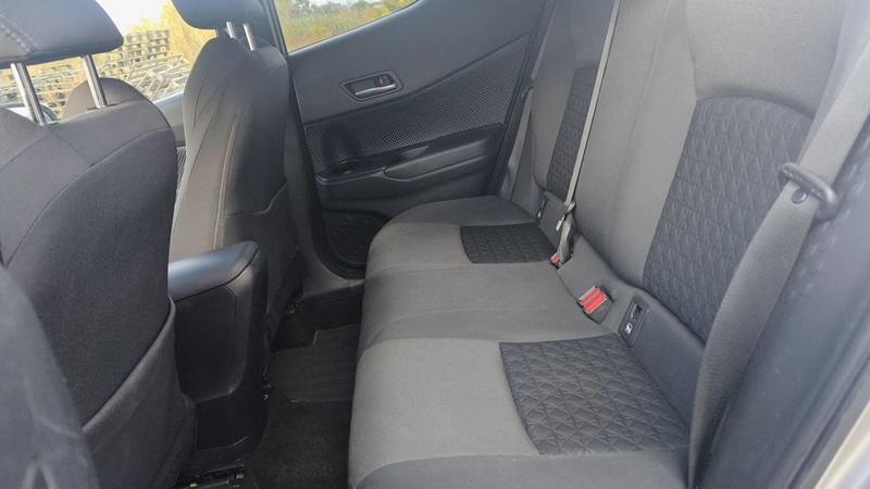 Toyota c-Hr 1.8 Vvt-i 122 Hybrid Cvt Design - Automatique