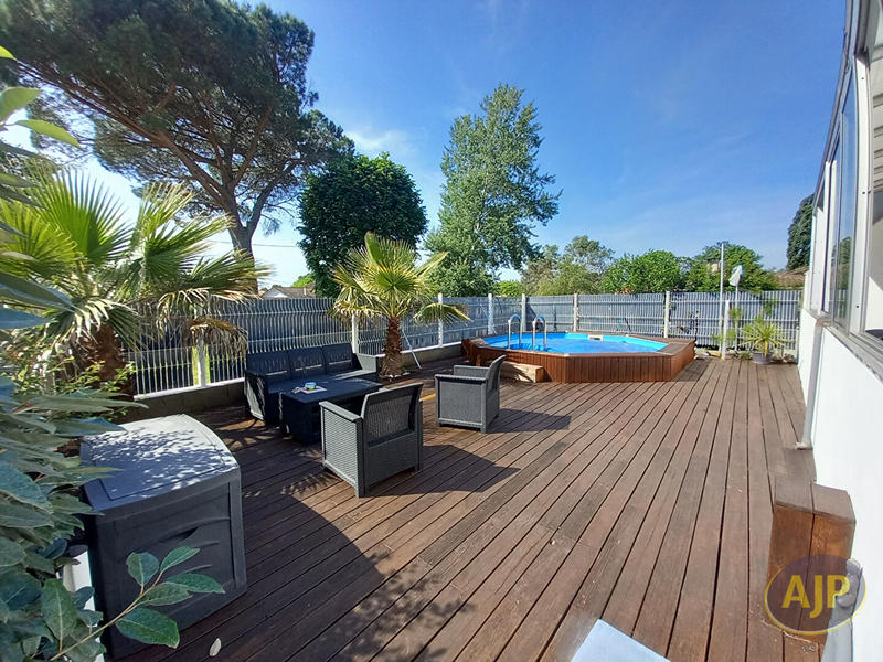 Maison - 137 m² - 7 pièces