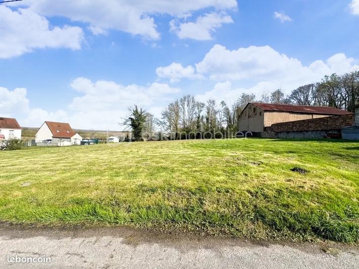 Terrain constructible - 609 m²