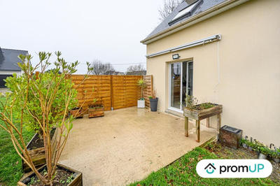 Maison traditionnelle - 77 m² - 4 pièces