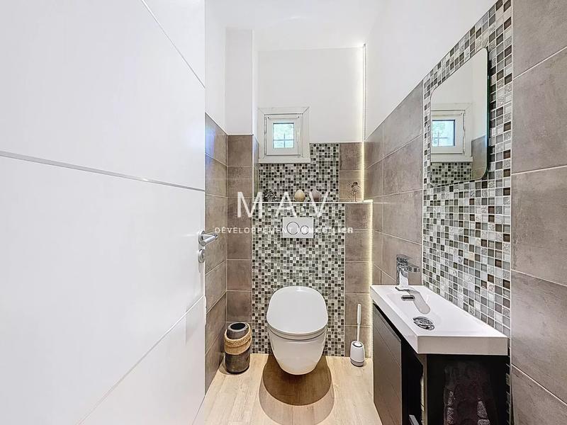 Maison - 115 m² - 4 pièces