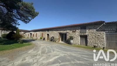 Château - 1 256 m² - 25 pièces