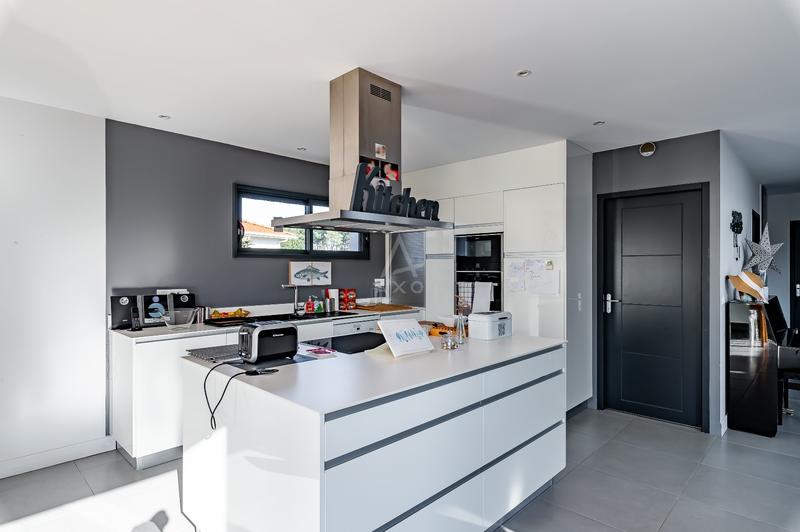 Maison - 147 m² - 6 pièces