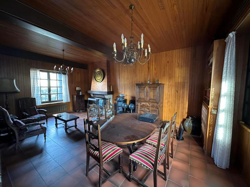 Maison - 121 m² - 5 pièces