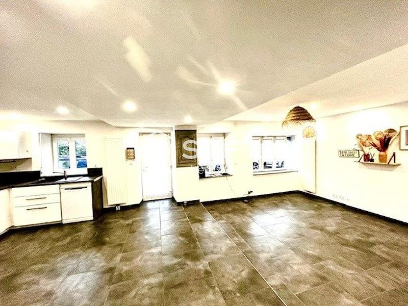 Maison - 98 m² - 4 pièces