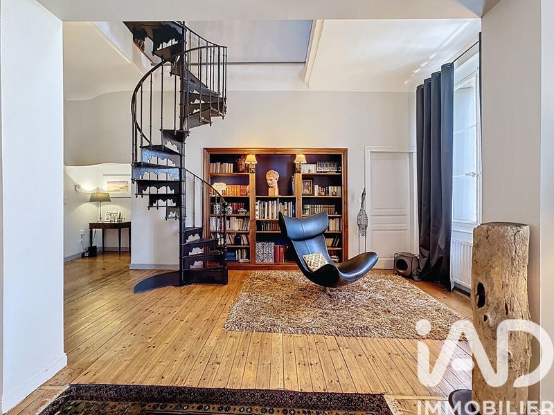 Appartement - 272 m² - 8 pièces