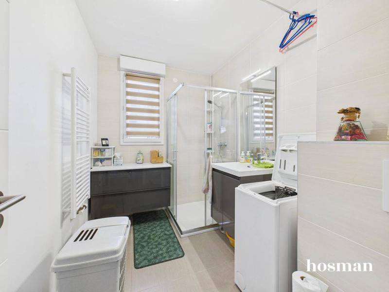 Appartement - 96 m² - 4 pièces