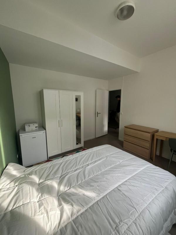 Chambre - 14 m² - 1 pièce